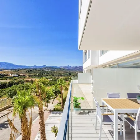 Holiday home Vivi Homes - Lima Pool, Sunny Terrace & *