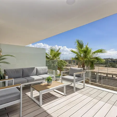 Дом отдыха Vivi Homes - Lima Pool, Sunny Terrace & *