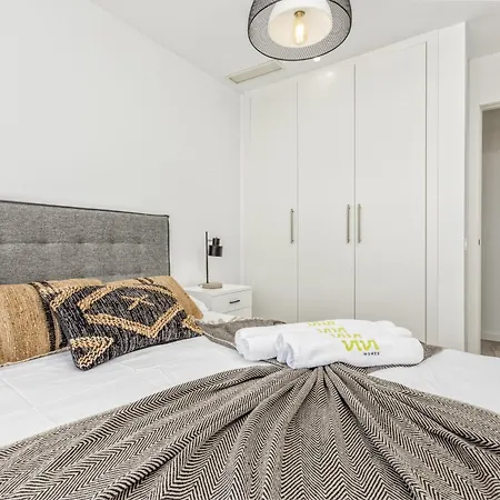 Дом отдыха Vivi Homes - Lima Pool, Sunny Terrace &