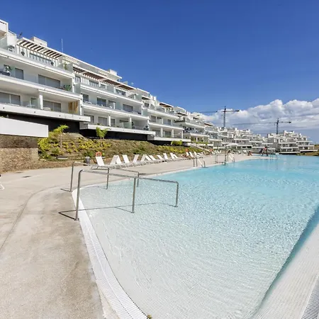 Holiday home Vivi Homes - Lima Pool, Sunny Terrace &